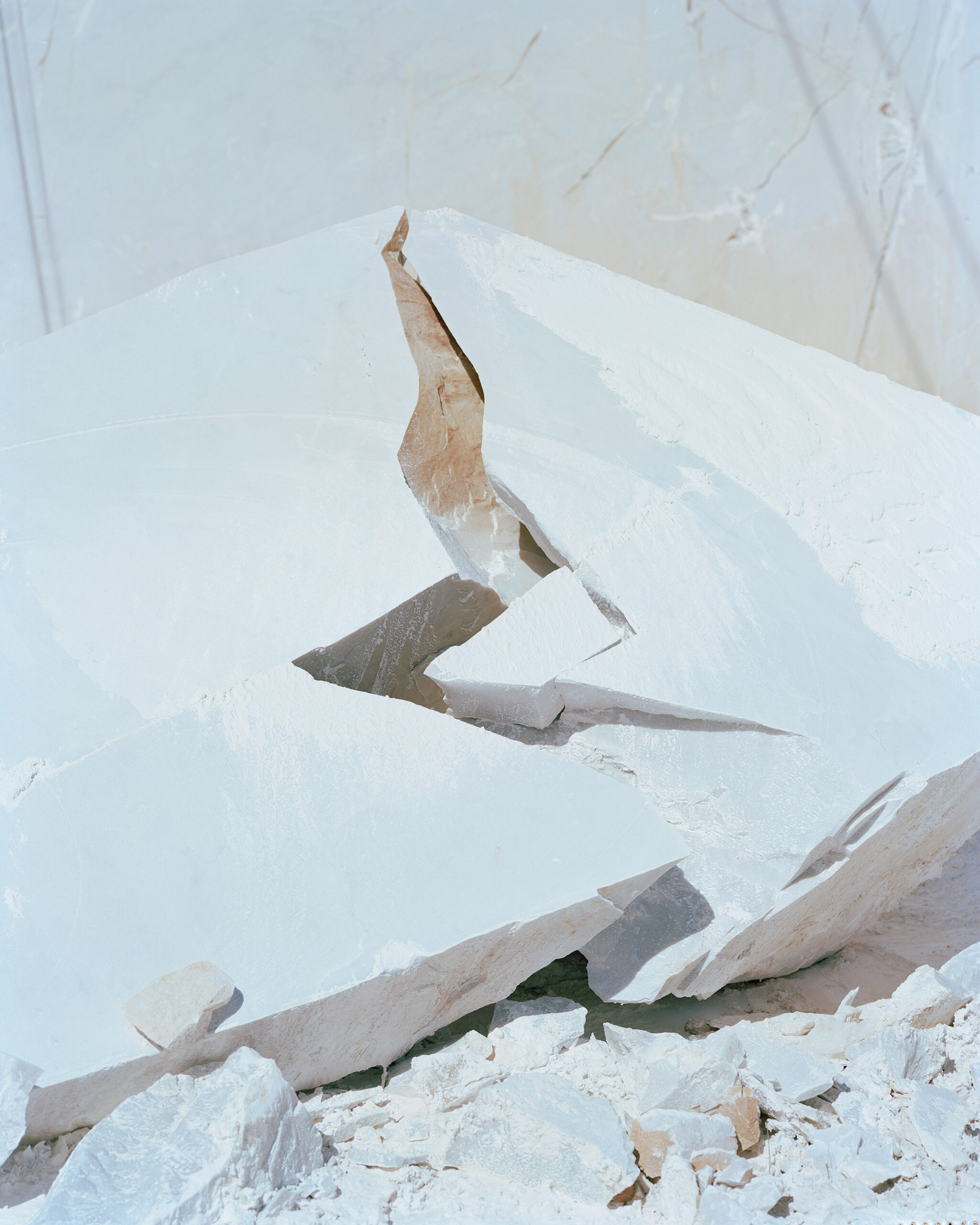 NICK_MEEK_Carrara_2