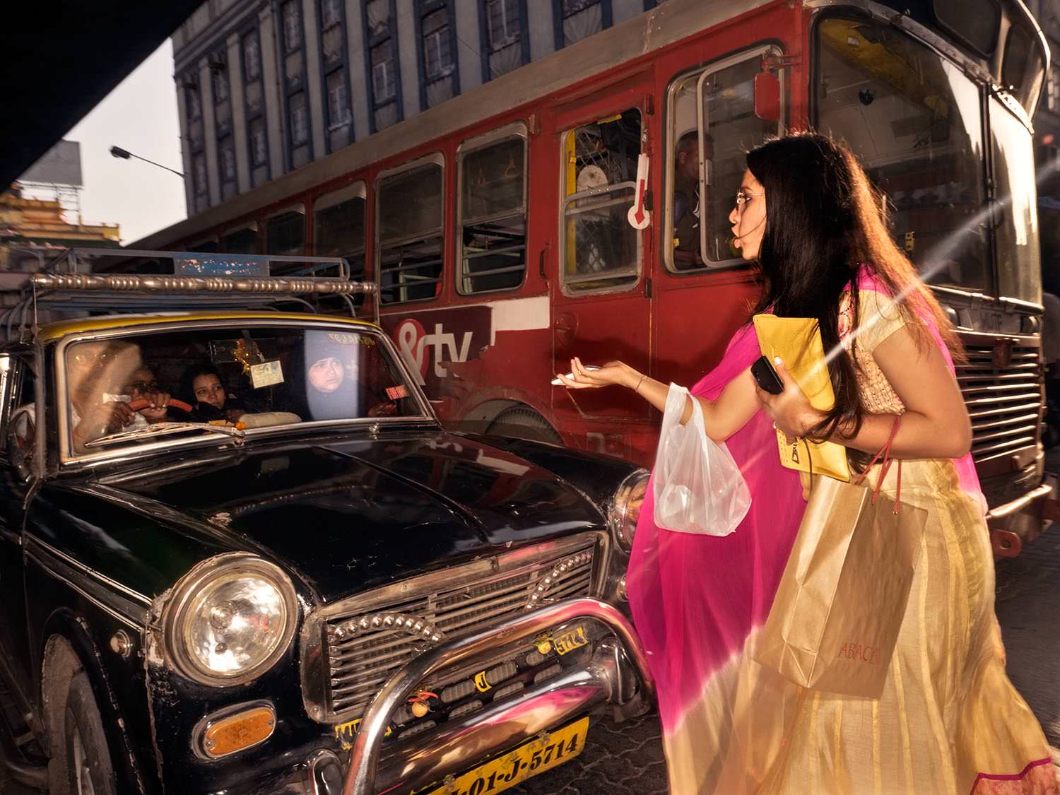 085DW Bombay Cabbies Dewi