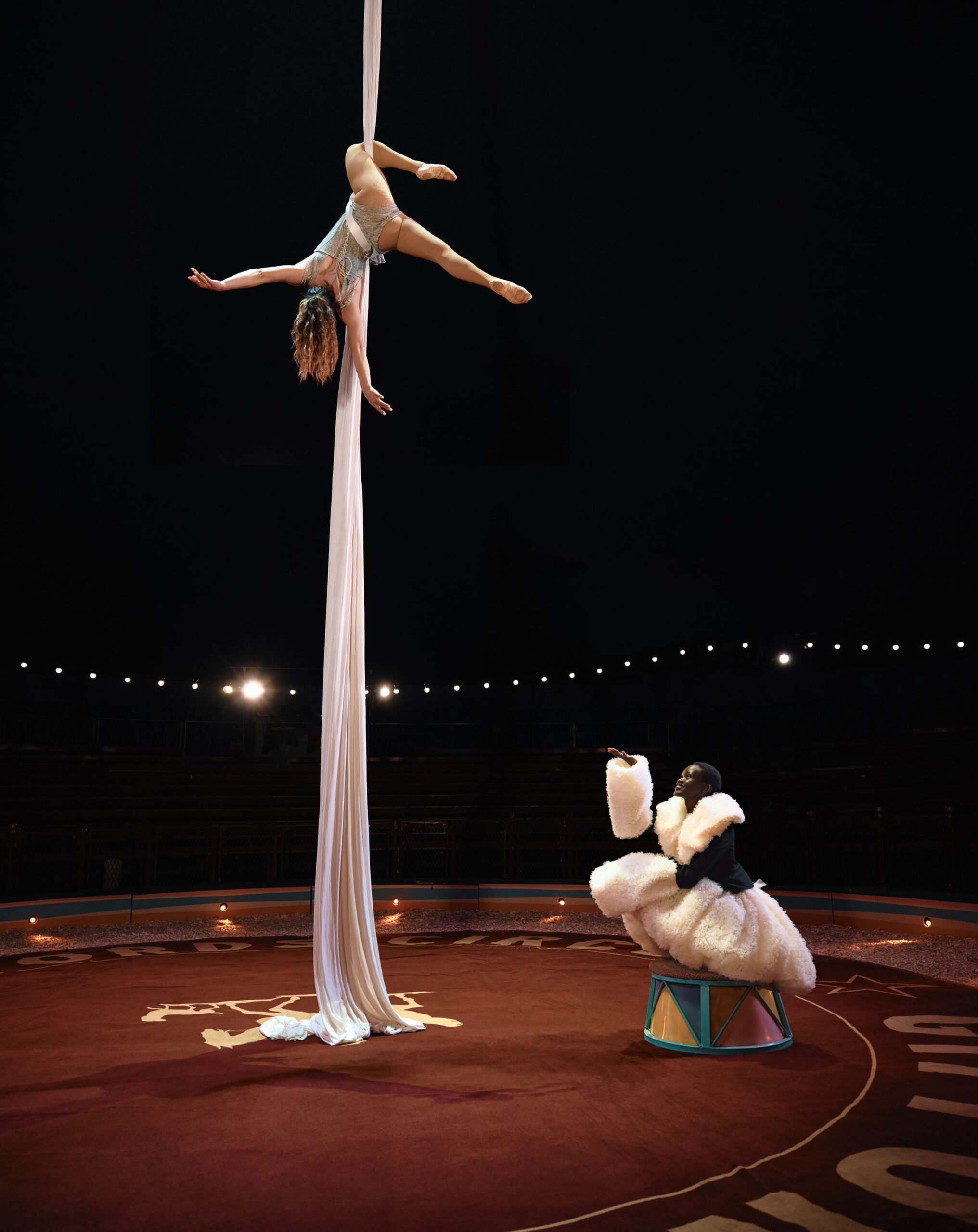 WREN-Rachel_Louise_Brown-Telegraph_Luxury-Giffords_Circus2