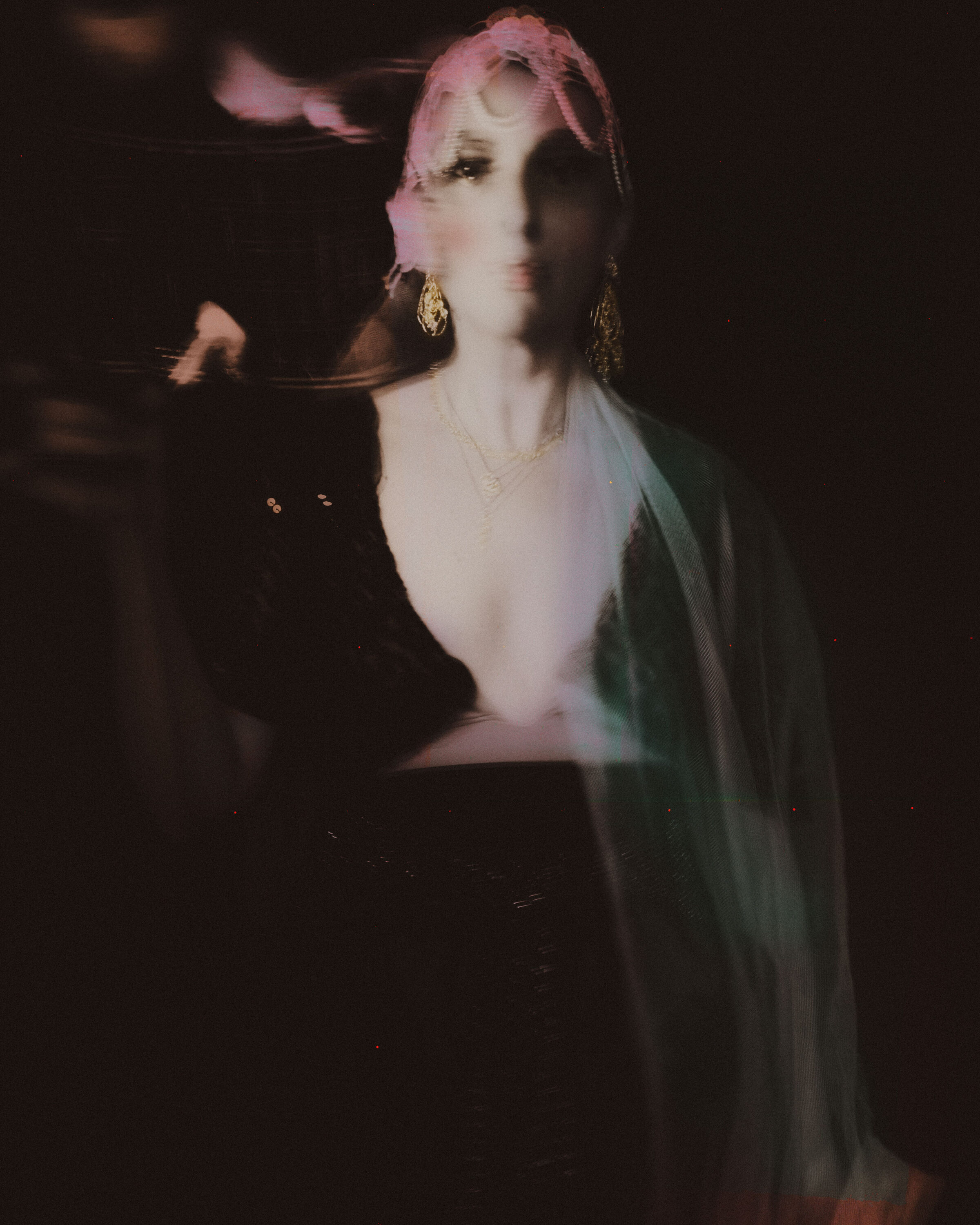 WREN-JONE_REED-Ruby_Jack-Follies_Bergere-13