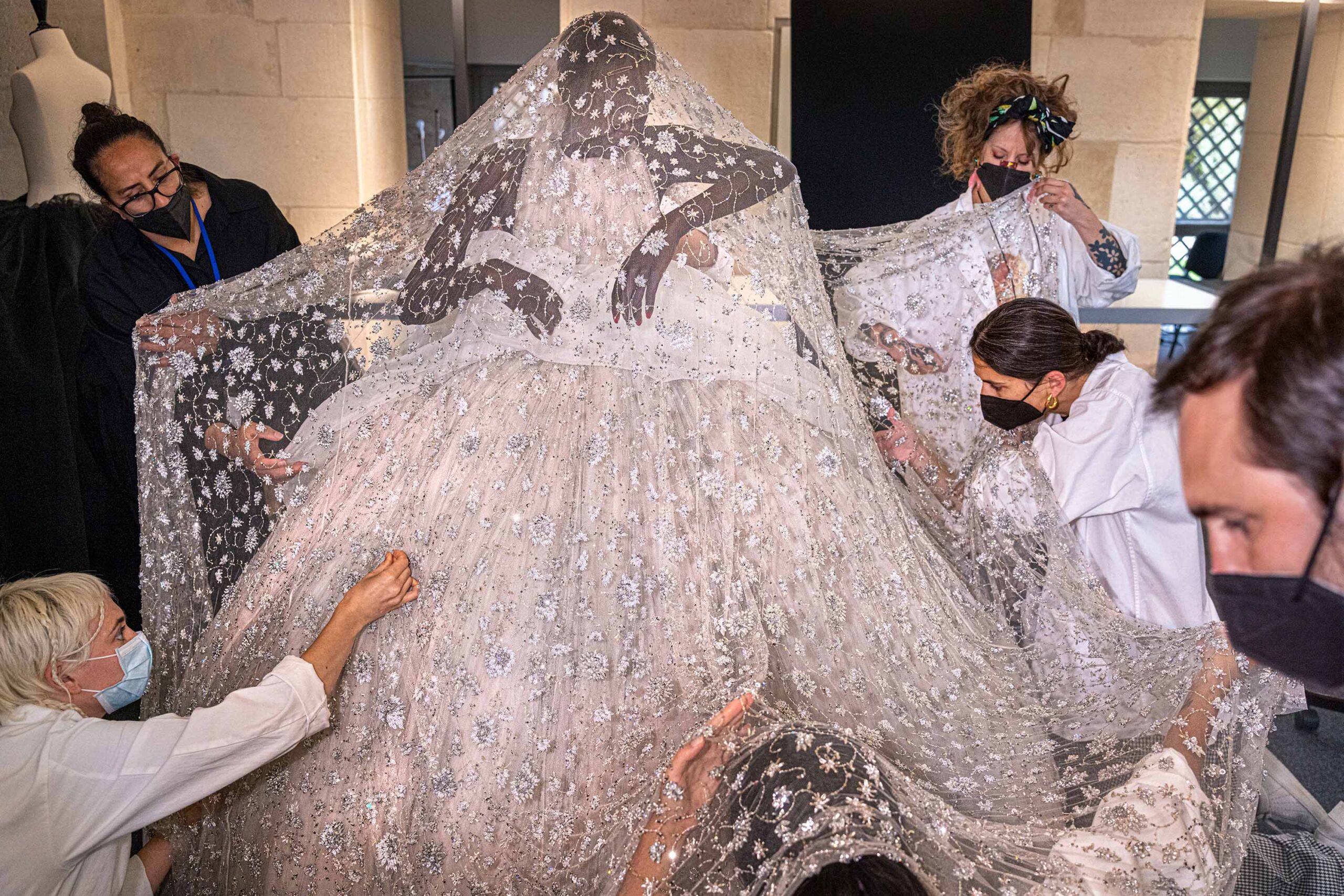 DOUGIE_WALLACE_WREN_WEBSIZE_BALENCIAGA-_DW36812