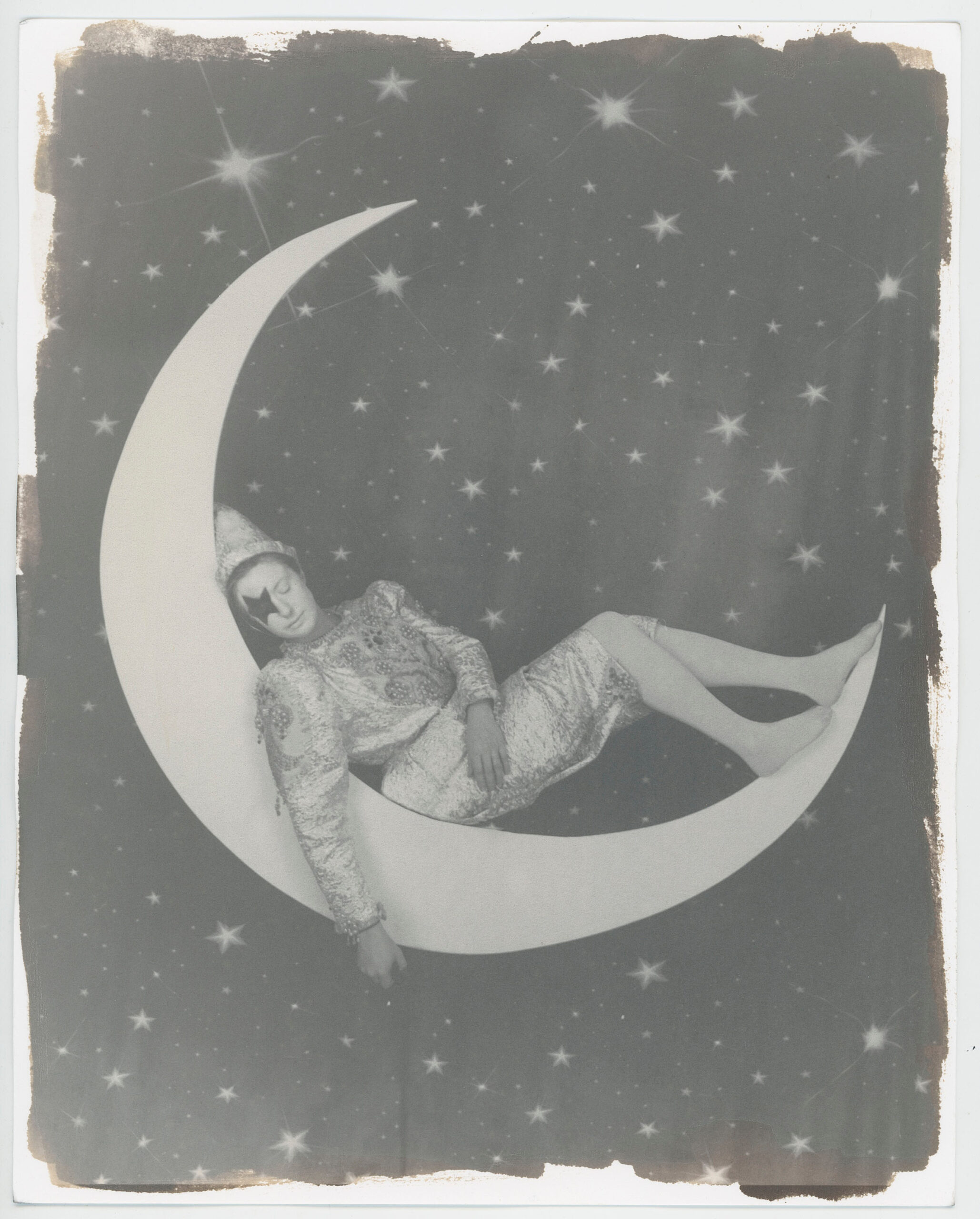 WREN-Rachel_Louise_Brown-SaltyClowns-3