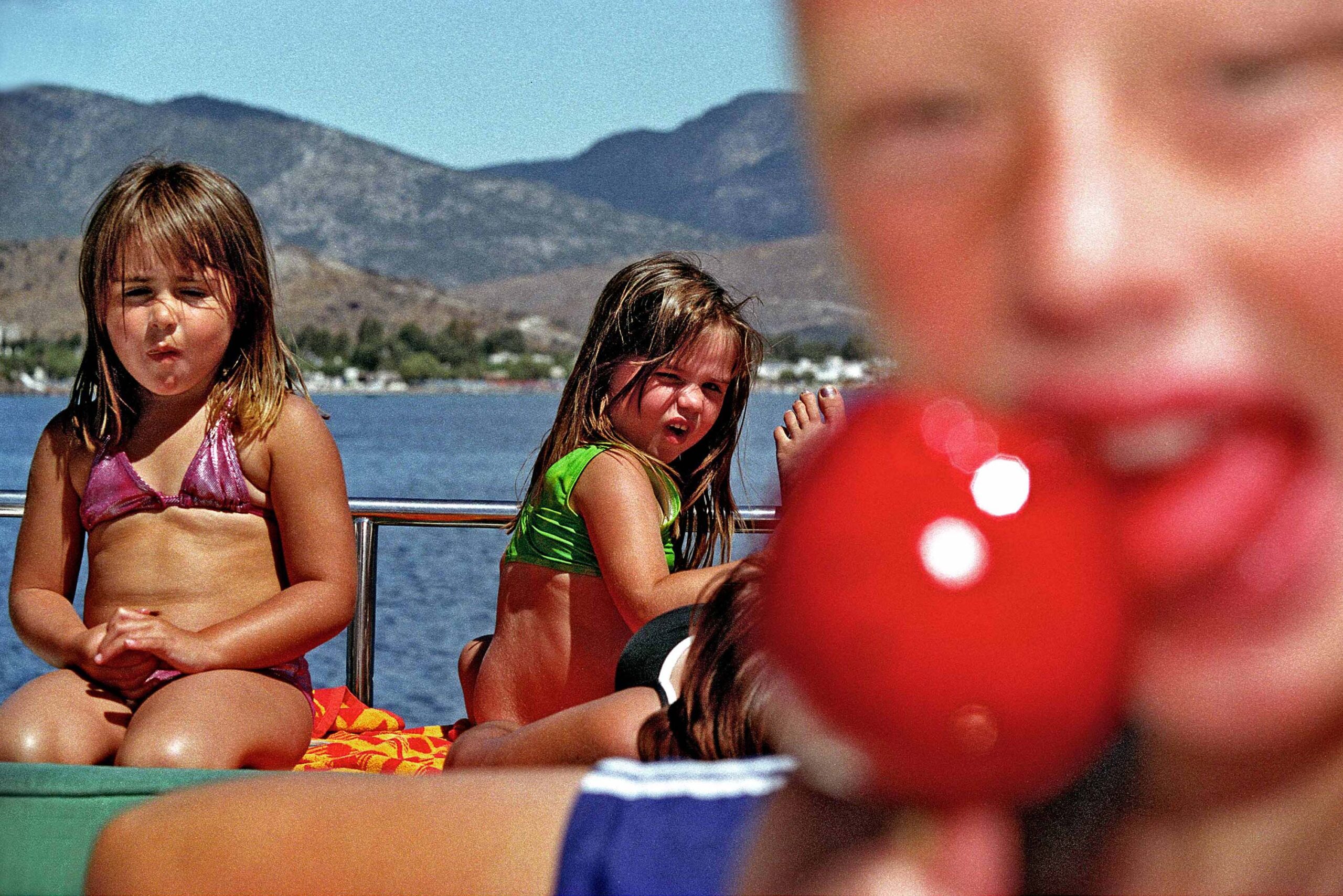 WREN-DougieWallace-candy-apple