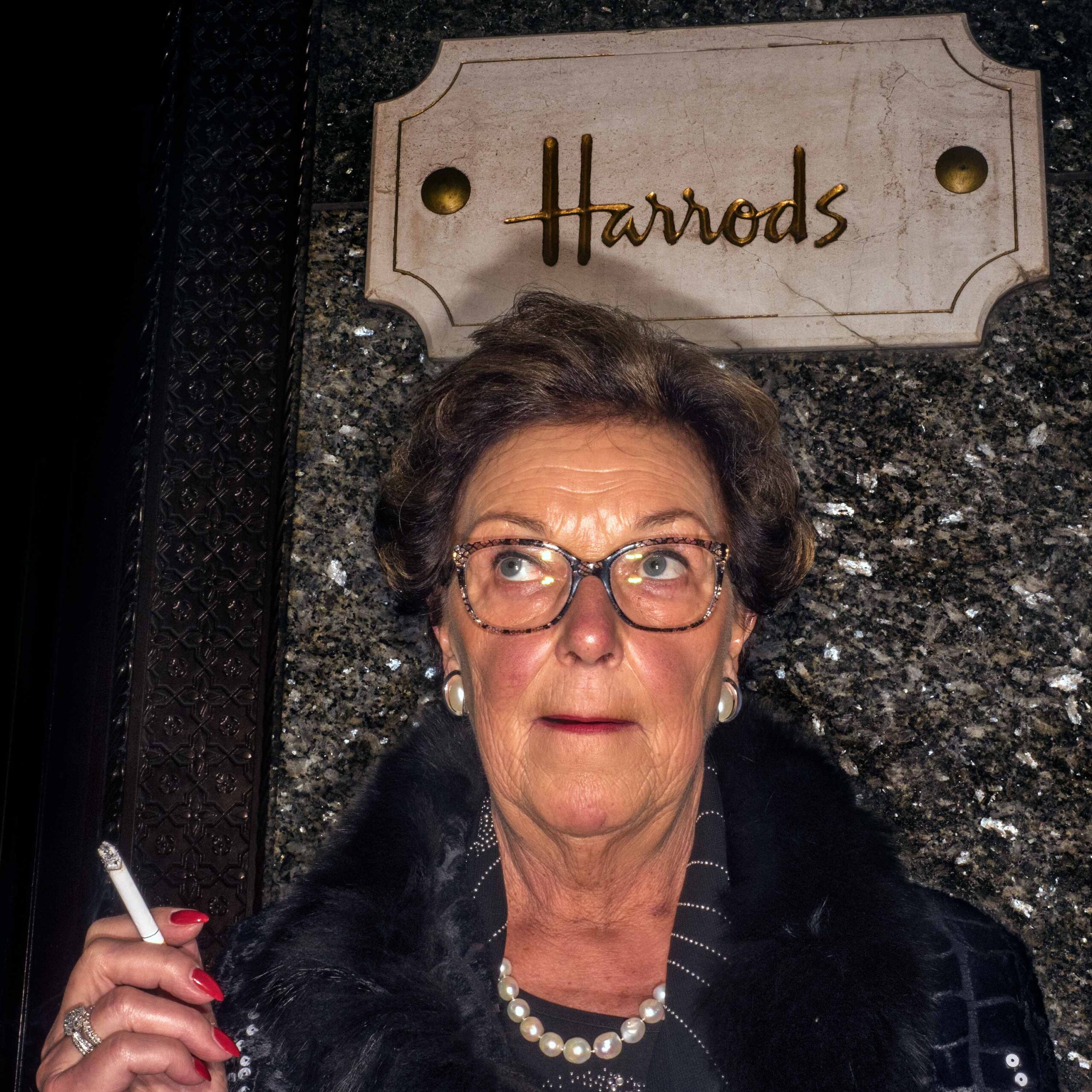 WREN-DougieWallace-made in chelsea-harrods fag break