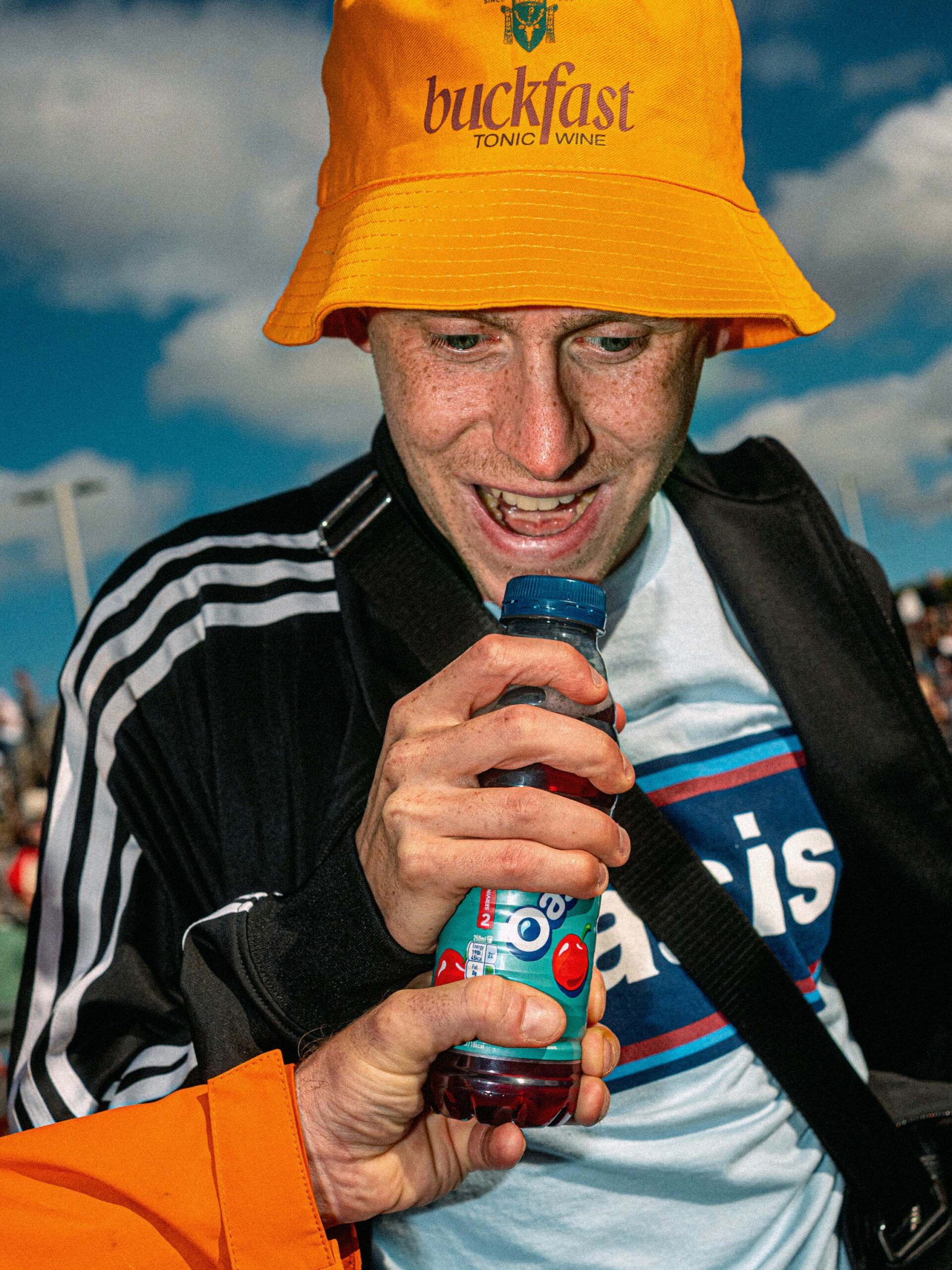 wrenagency-dougiewallace-oasis-3