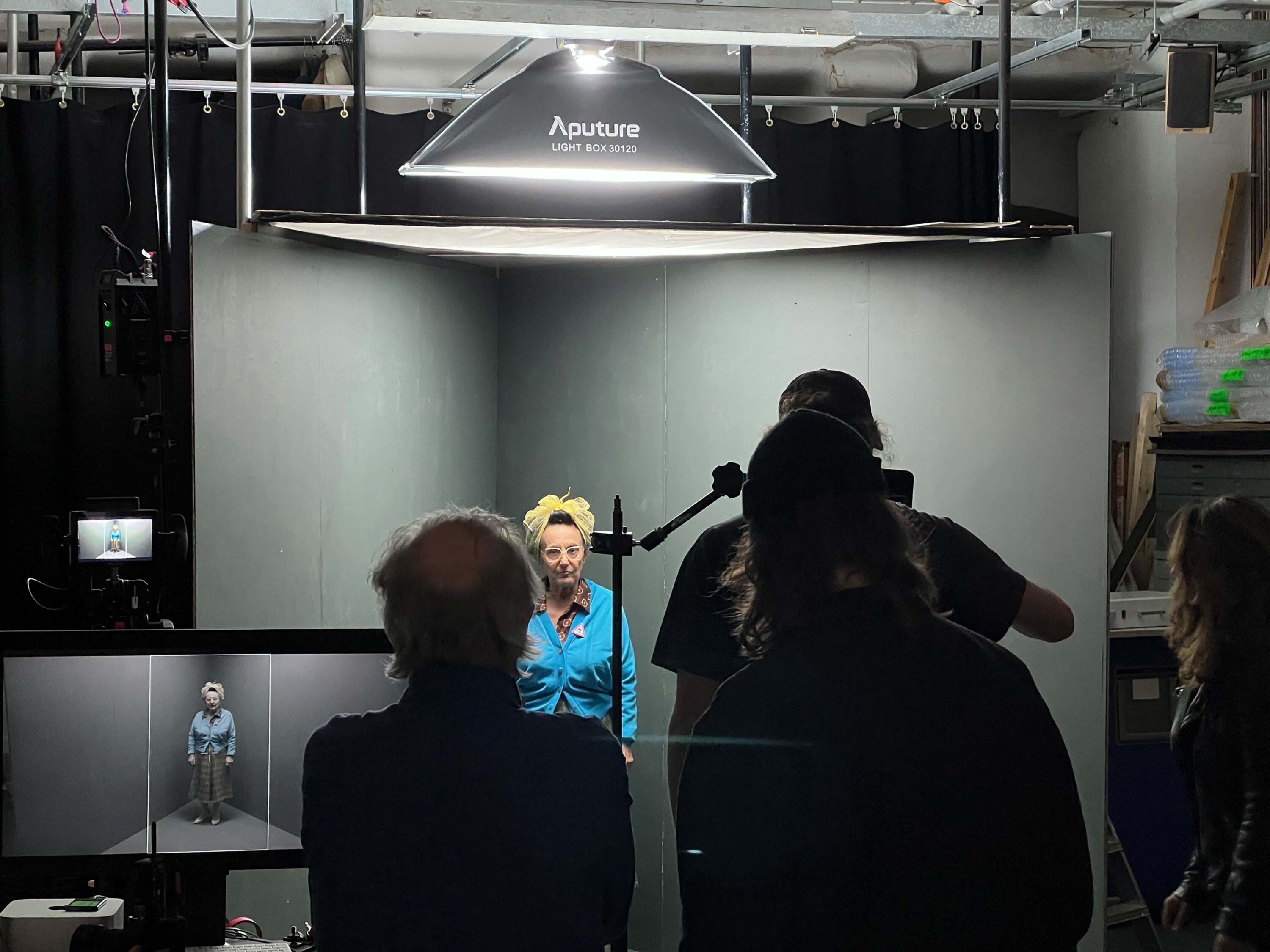 WREN-DavidStewart-RoyalExchangeTheatre-BTSIMG_8045-ROAD