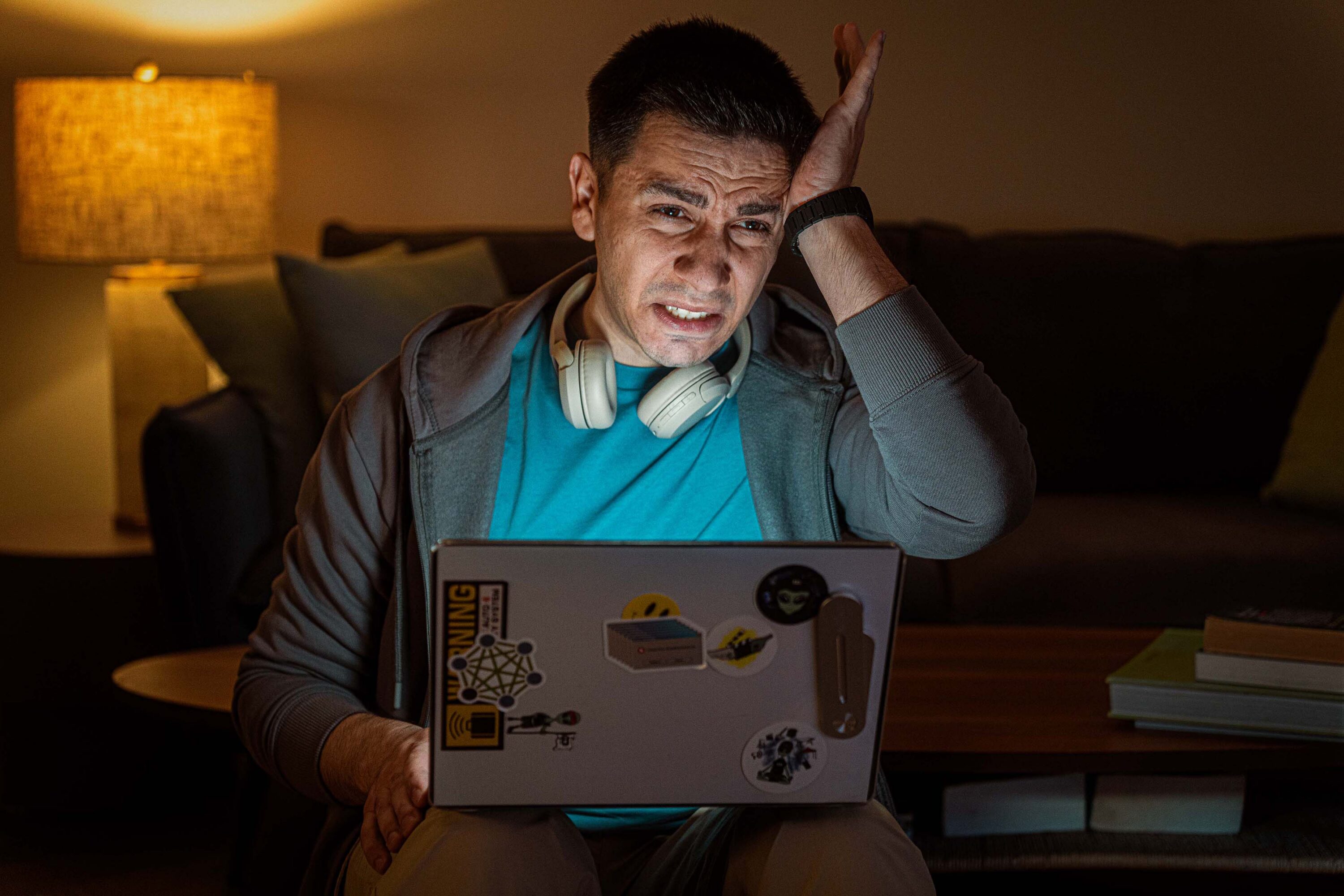 wrenagency_dougiewallace_panadol_Living Room_PAN2021_f