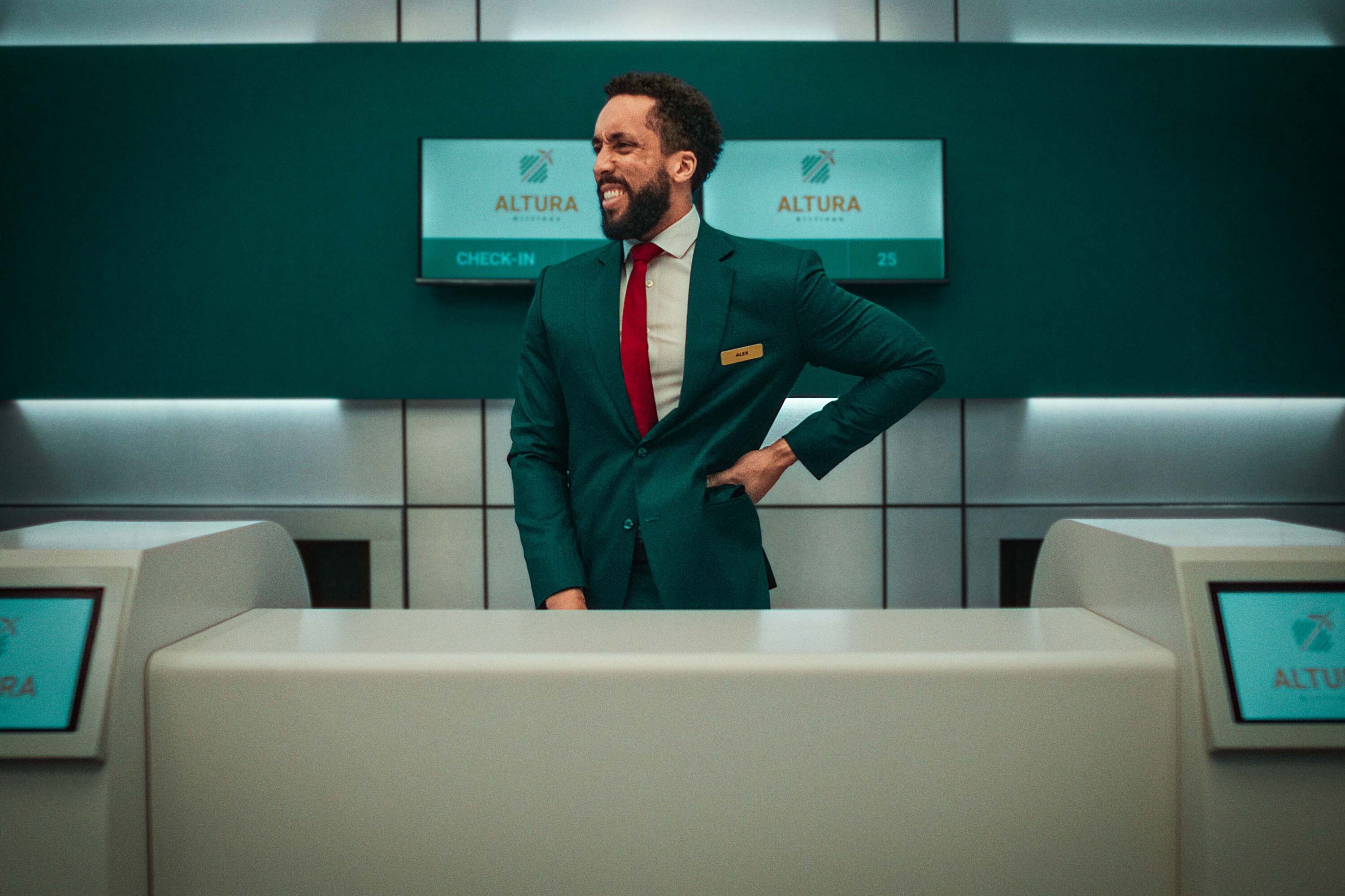 wrenagency_dougiewallace_panadol_Movie grab-A030C058_241129ZS_1375619_Green-2f