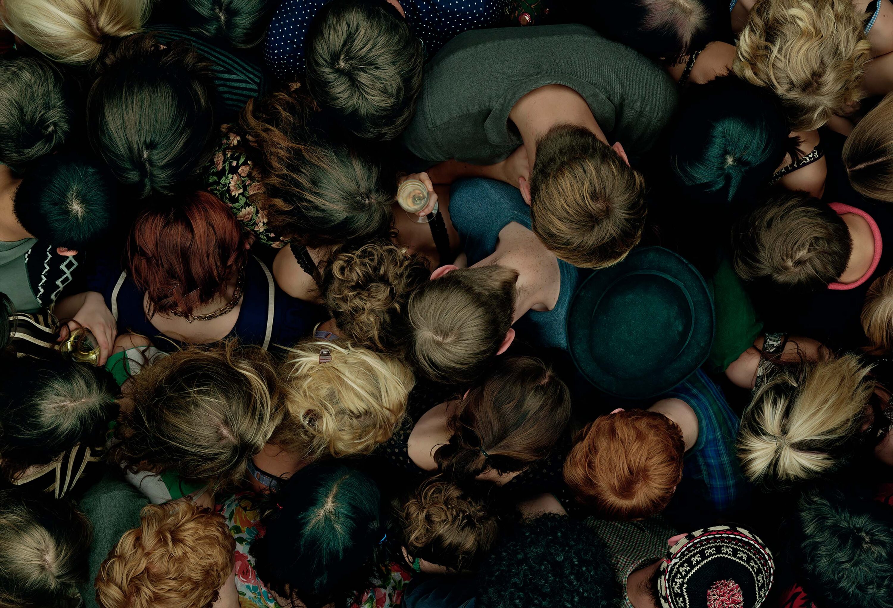 wrenagency_davidstewart_Teens in waiting room heads down